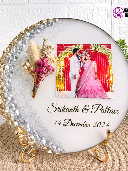 Resin Art With Crystal Stone or Flower bookey