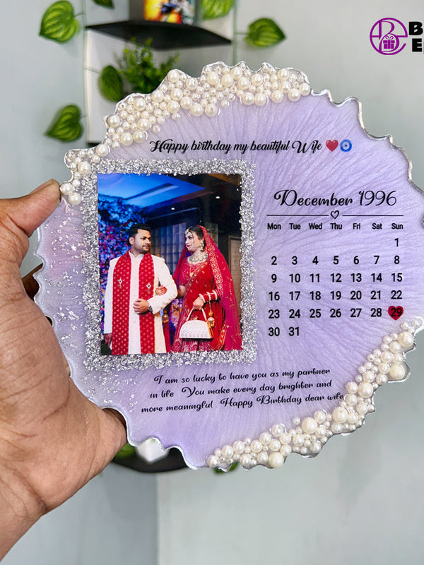 Customized Calendar & Pearl Resin Art Frame